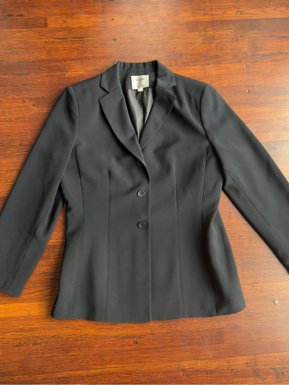 Le Suit Black Women's Tailored Two-Button Blazer